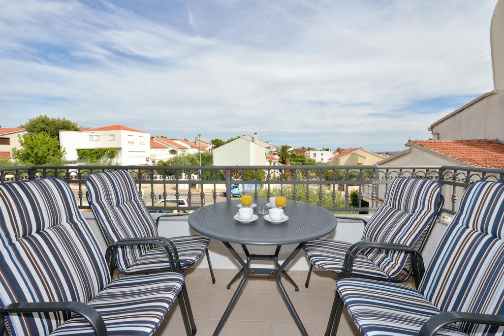 Apartments 33 Zadar Bagian luar foto