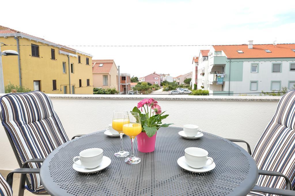Apartments 33 Zadar Bagian luar foto