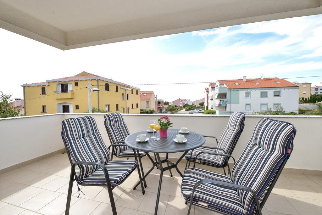 Apartments 33 Zadar Bagian luar foto
