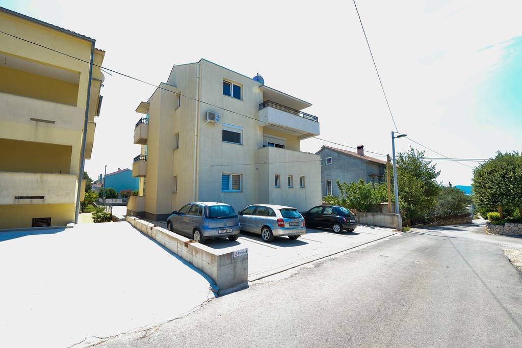 Apartments 33 Zadar Bagian luar foto